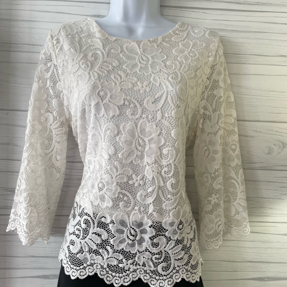 Purple Snow Cream Flower Embroidered Long Sleeve Blouse.